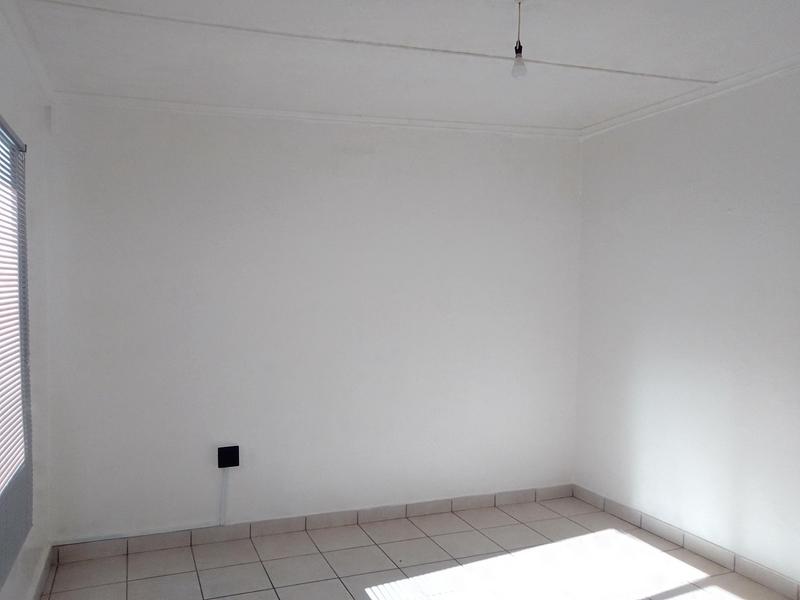 To Let 1 Bedroom Property for Rent in Crawford Western Cape